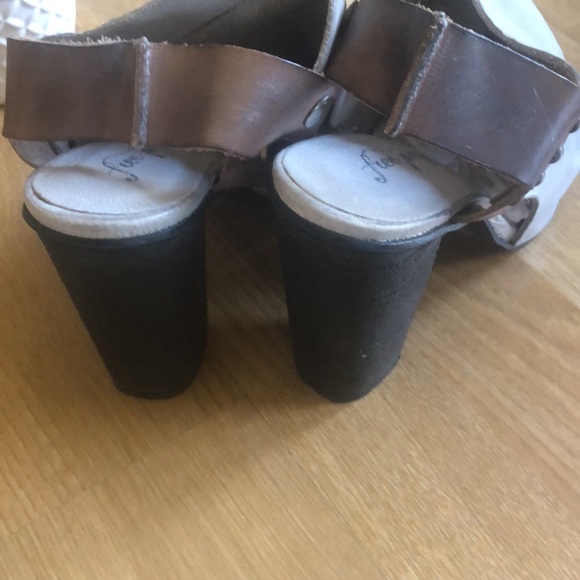 Free people “picture this” heels size 38 - Picture 6 of 7